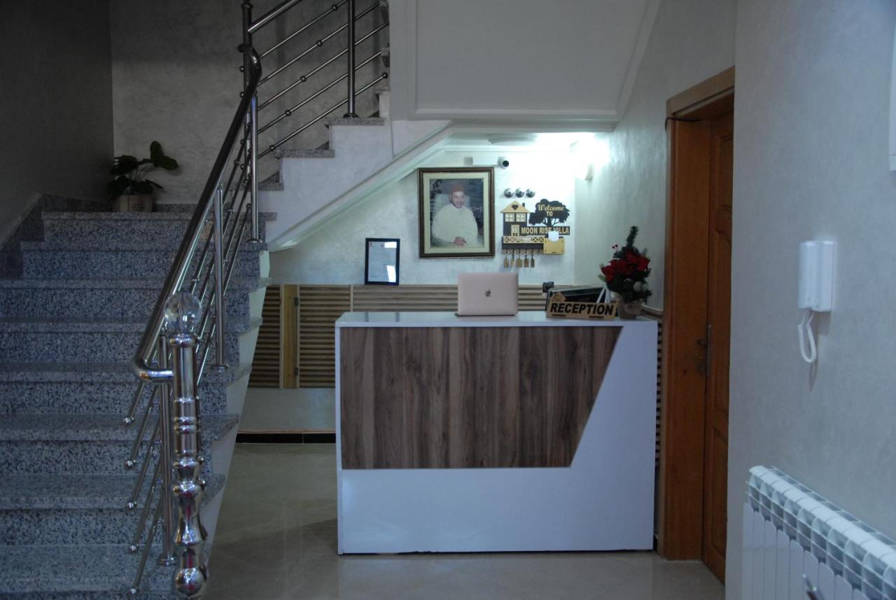 Moonrise Villa Vip มิเดลท์ ภายนอก รูปภาพ