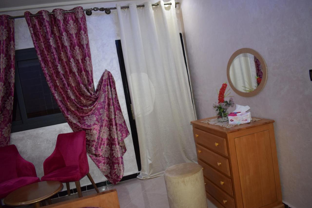 Moonrise Villa Vip มิเดลท์ ภายนอก รูปภาพ