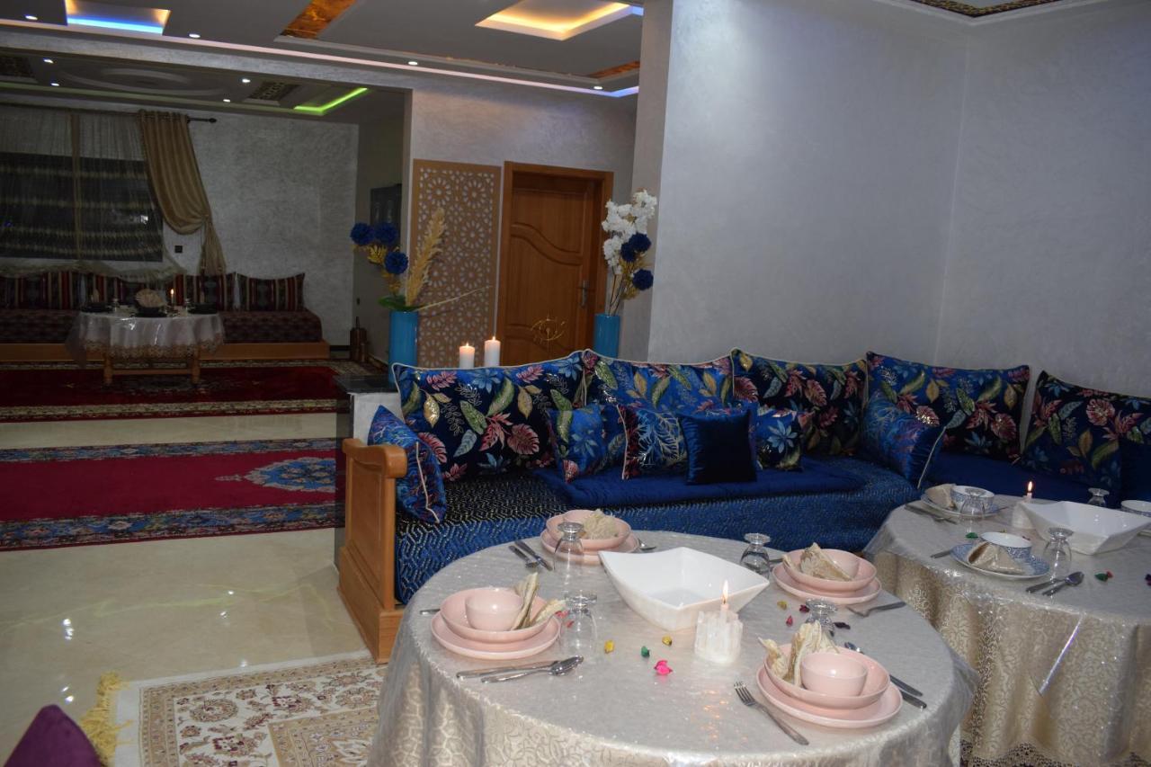 Moonrise Villa Vip มิเดลท์ ภายนอก รูปภาพ